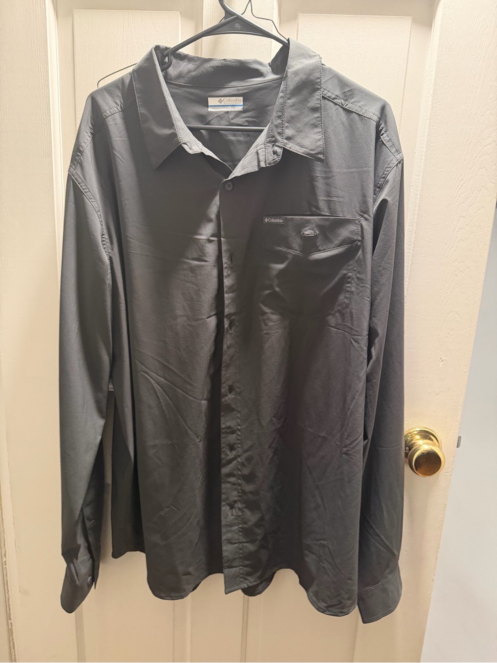 Columbia Men's Long Sleeve Button-Down Shirt - Charcoal Gray